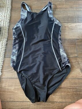 Women’s slimming one piece